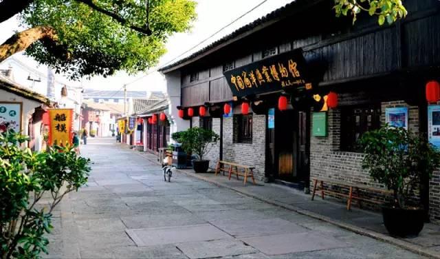 你觉得靠摆摊真的可以轻松致富吗？